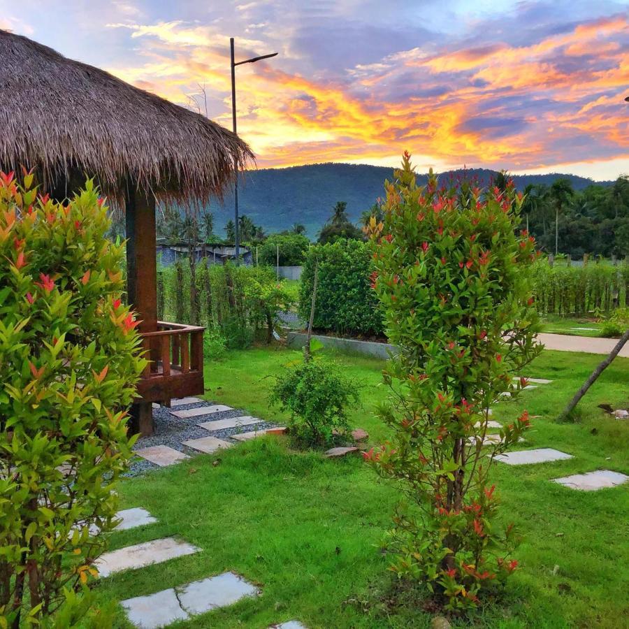 Kampot Tropical Village Экстерьер фото